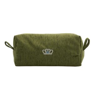Well Groomed, Well Traveled Beauty Case